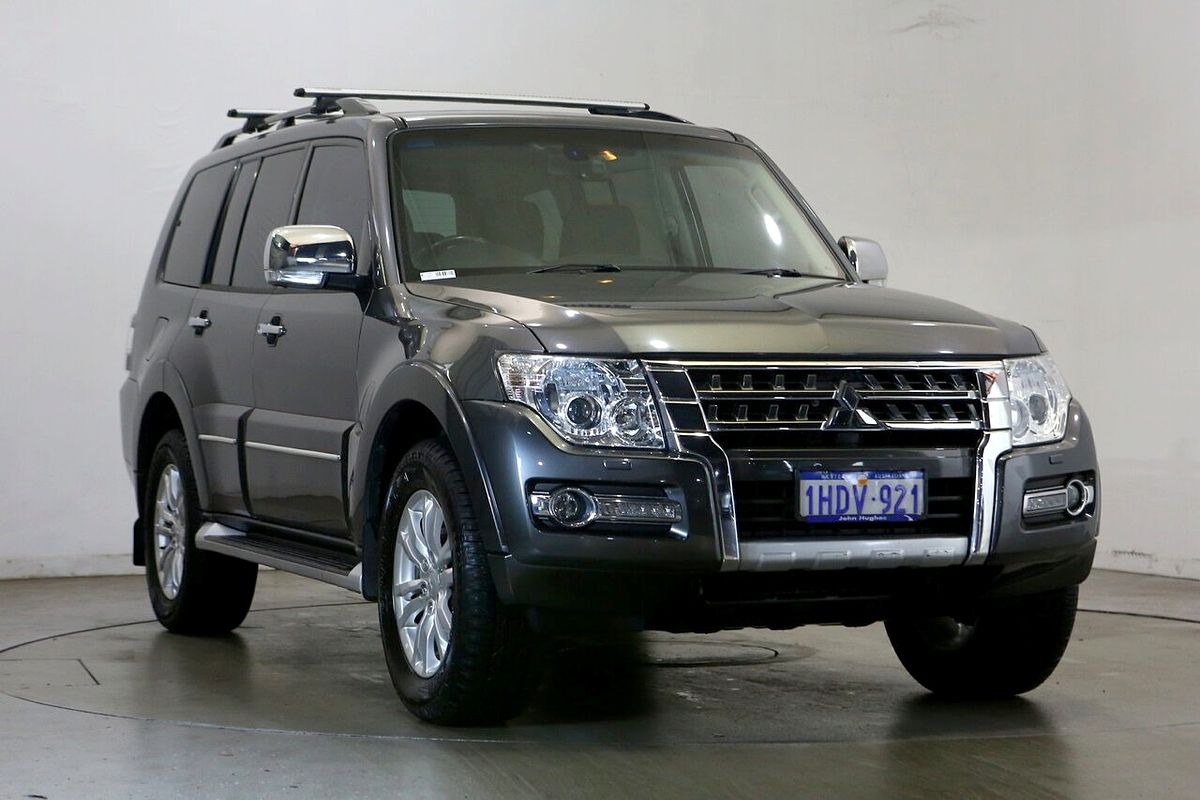 2020 Mitsubishi Pajero Exceed NX