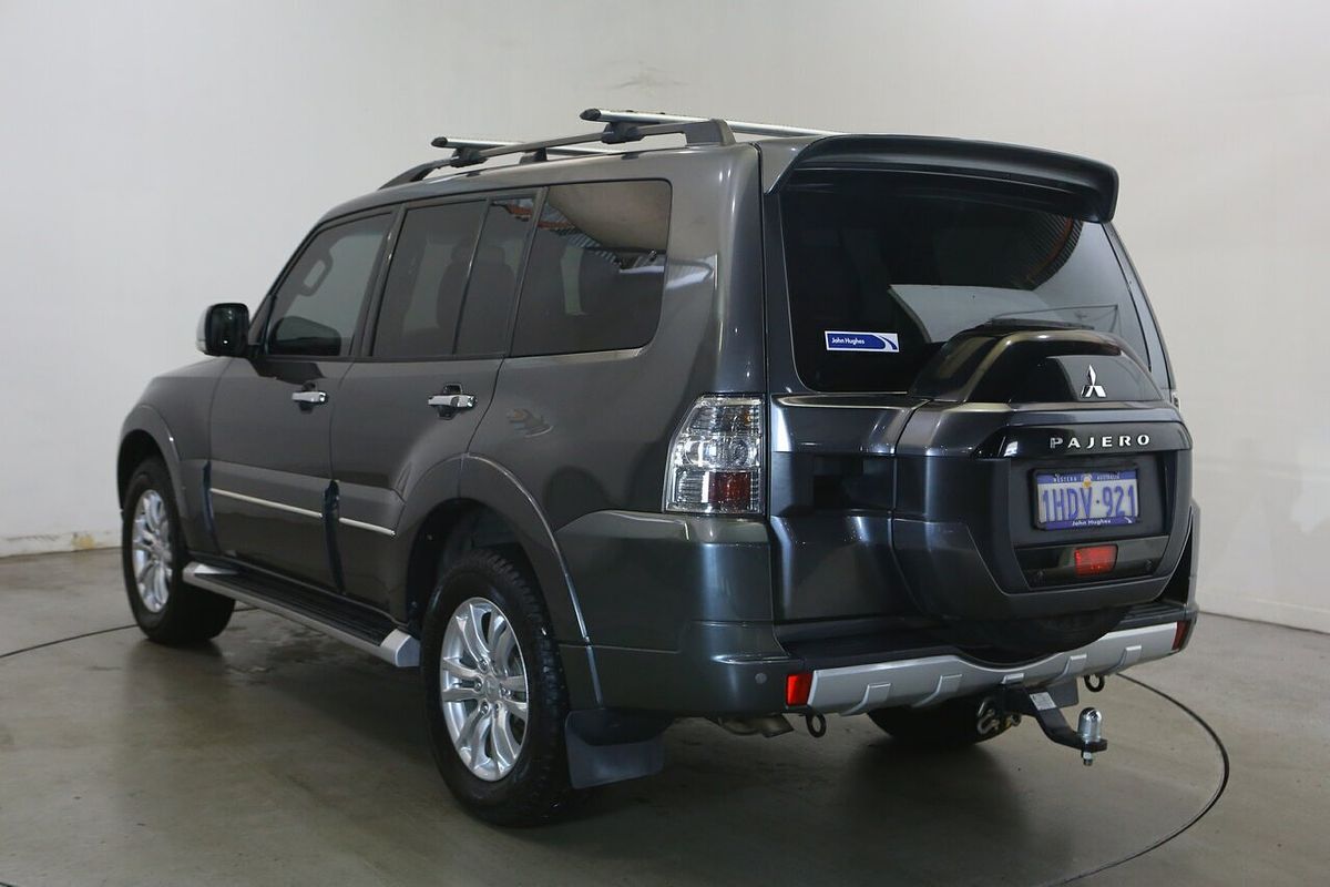 2020 Mitsubishi Pajero Exceed NX