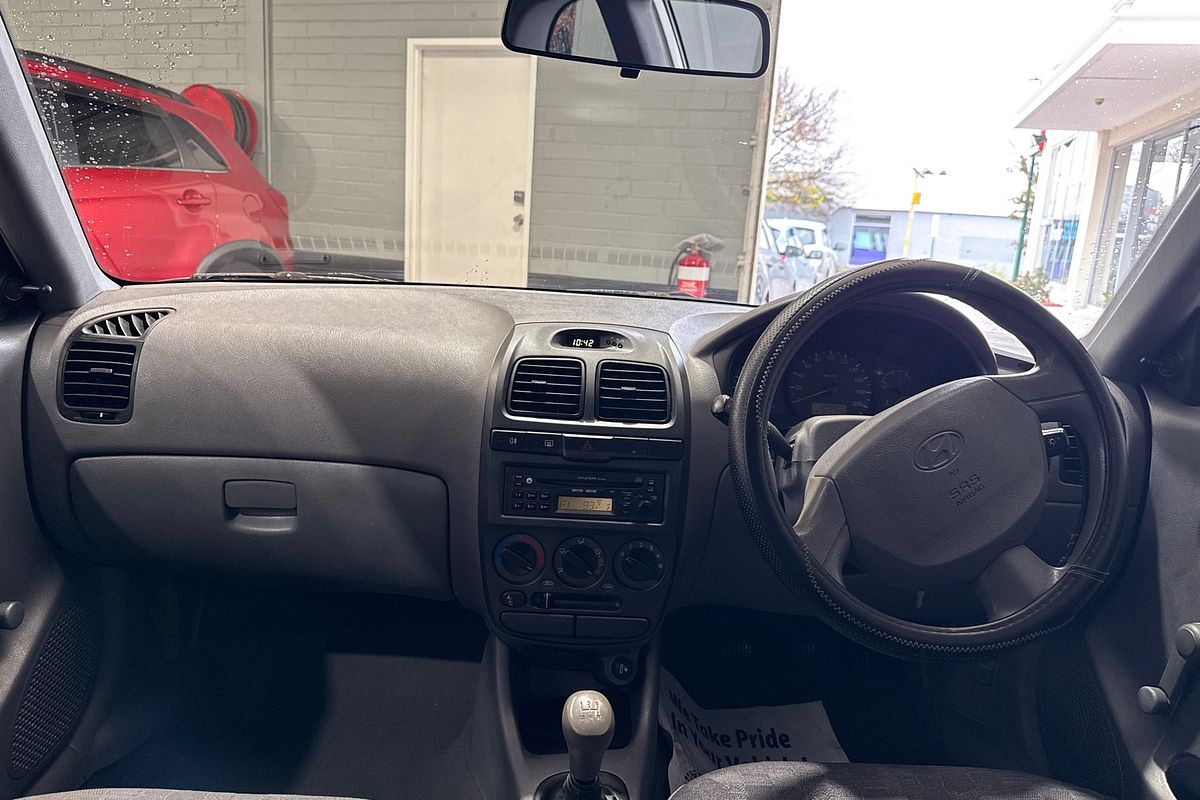2003 Hyundai Accent GL LC
