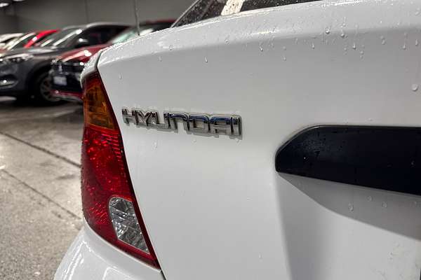 2003 Hyundai Accent GL LC