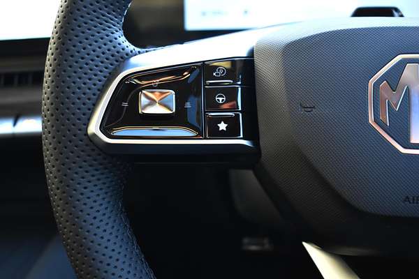 2025 MG QS Excite IS31