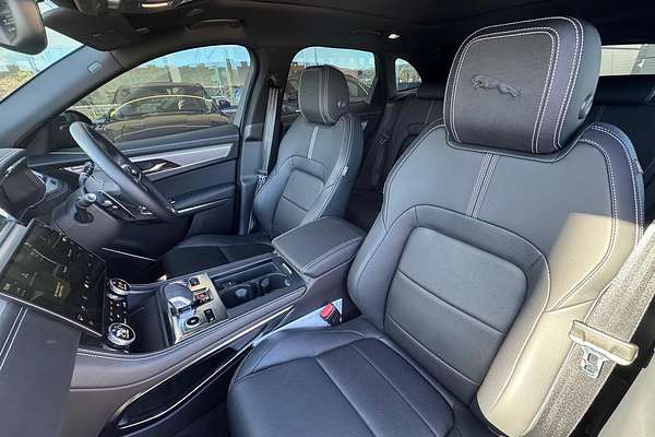 2024 Jaguar F-PACE P250 R-Dynamic SE X761