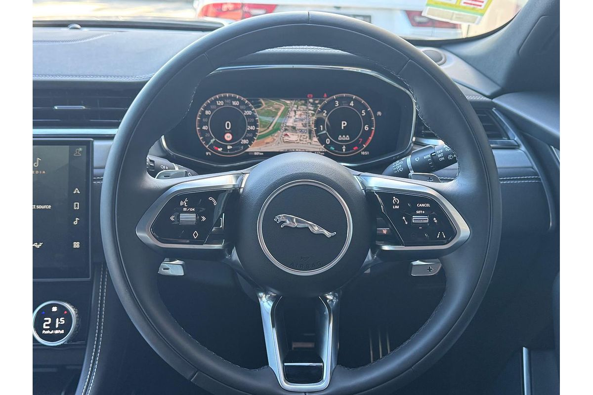 2024 Jaguar F-PACE P250 R-Dynamic SE X761