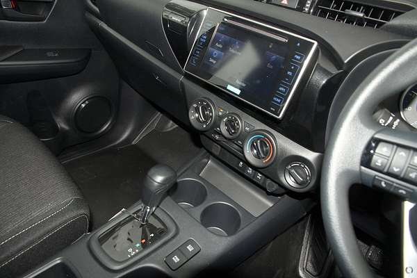 2018 Toyota Hilux SR GUN126R 4X4
