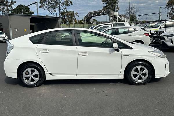 2013 Toyota Prius ZVW30R