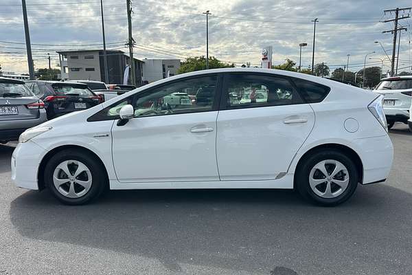 2013 Toyota Prius ZVW30R