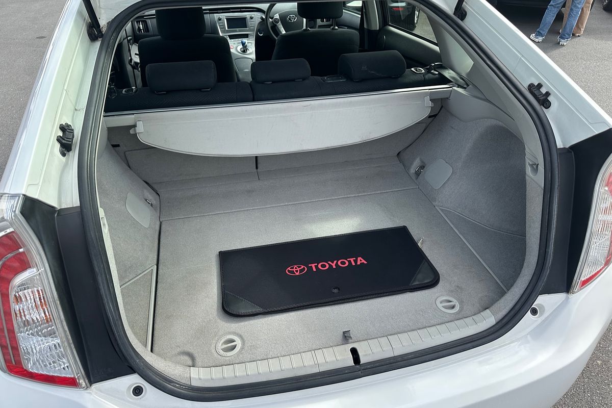 2013 Toyota Prius ZVW30R