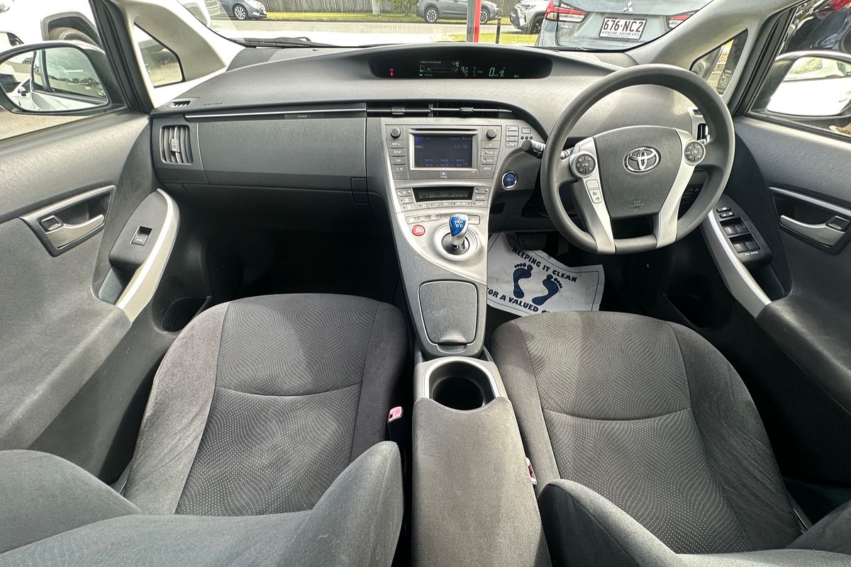 2013 Toyota Prius ZVW30R