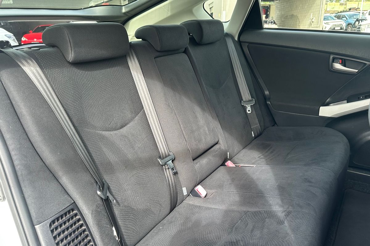 2013 Toyota Prius ZVW30R