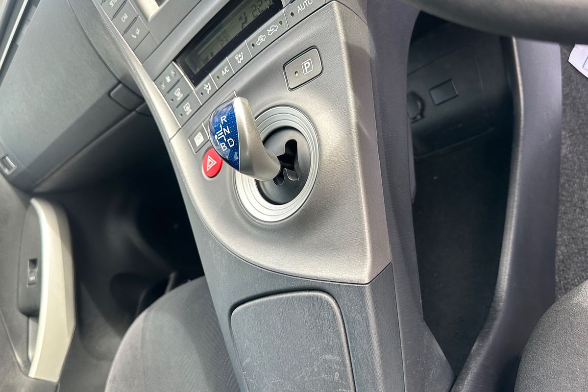 2013 Toyota Prius ZVW30R