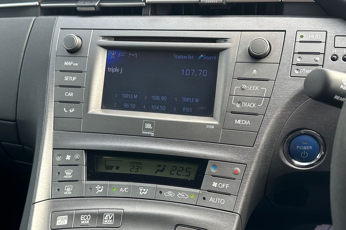 2013 Toyota Prius ZVW30R
