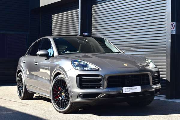 2022 Porsche Cayenne GTS 9YB