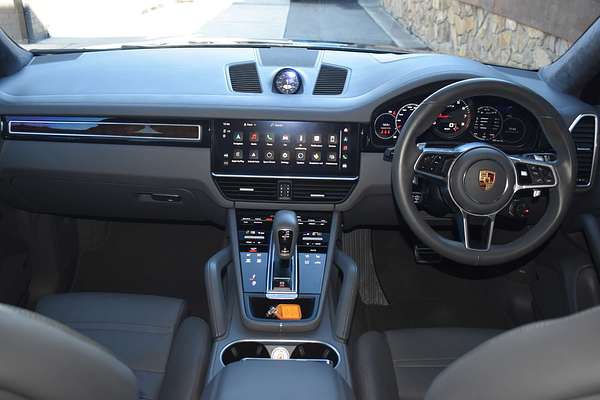 2022 Porsche Cayenne GTS 9YB