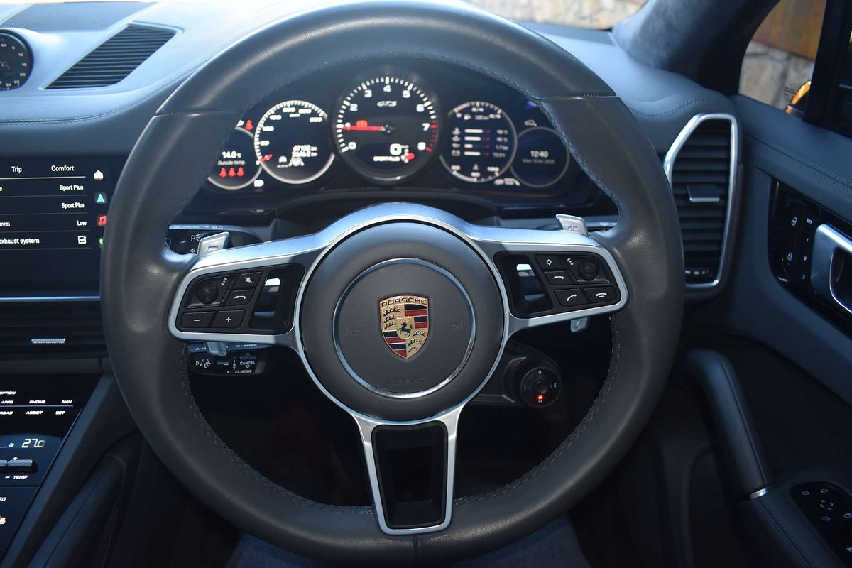 2022 Porsche Cayenne GTS 9YB