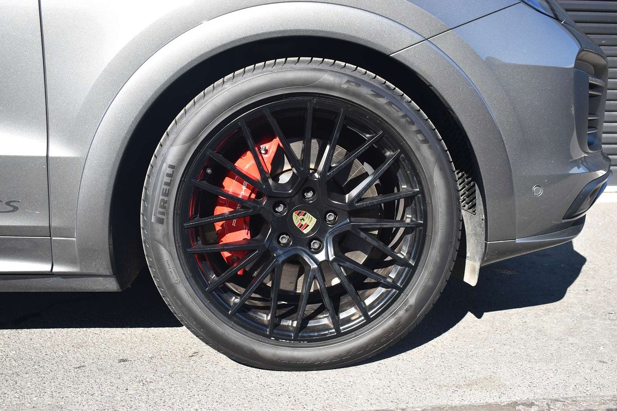 2022 Porsche Cayenne GTS 9YB