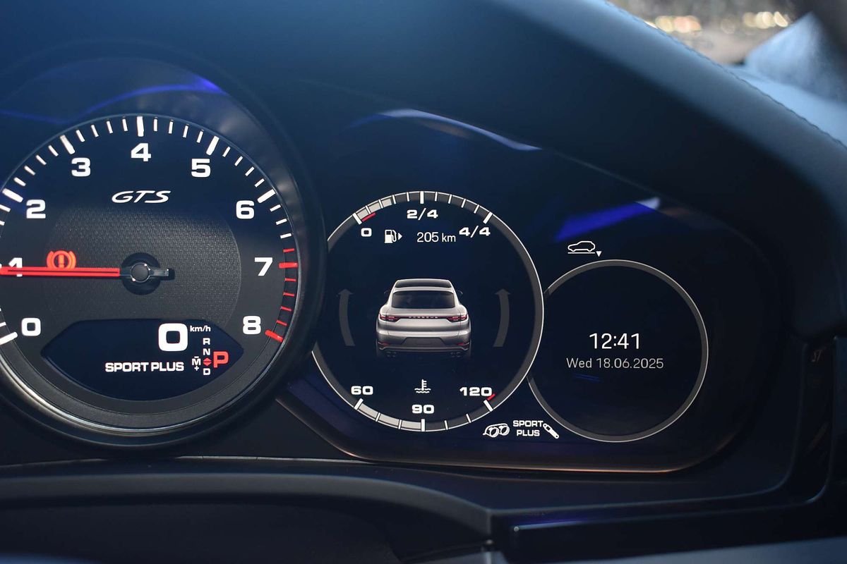 2022 Porsche Cayenne GTS 9YB