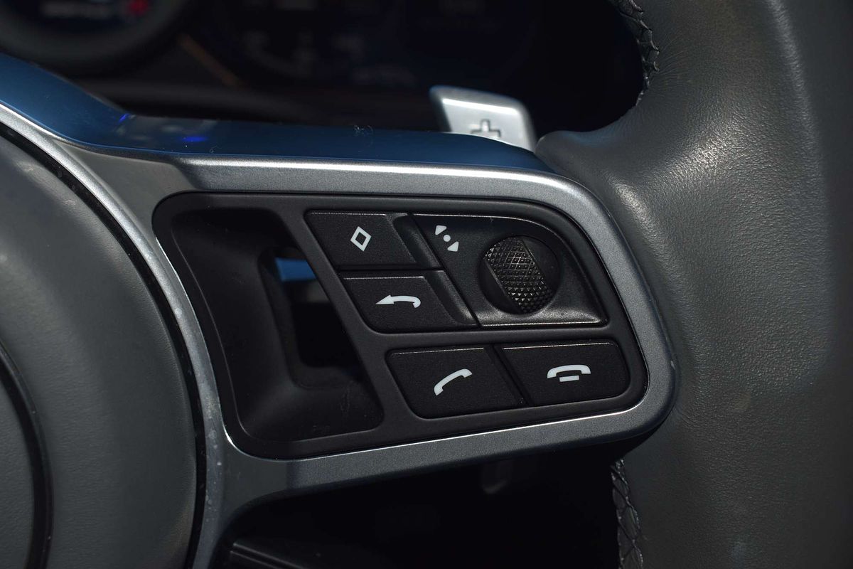 2022 Porsche Cayenne GTS 9YB