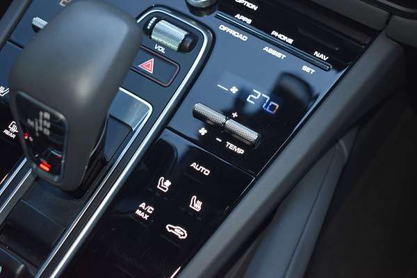 2022 Porsche Cayenne GTS 9YB