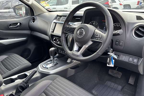2024 Nissan Navara ST D23 4X4