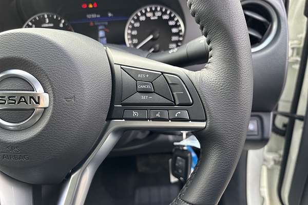 2024 Nissan Navara ST D23 4X4