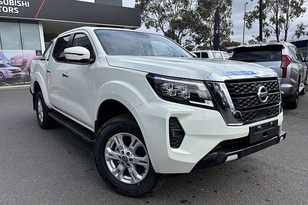 2024 Nissan Navara ST D23 4X4
