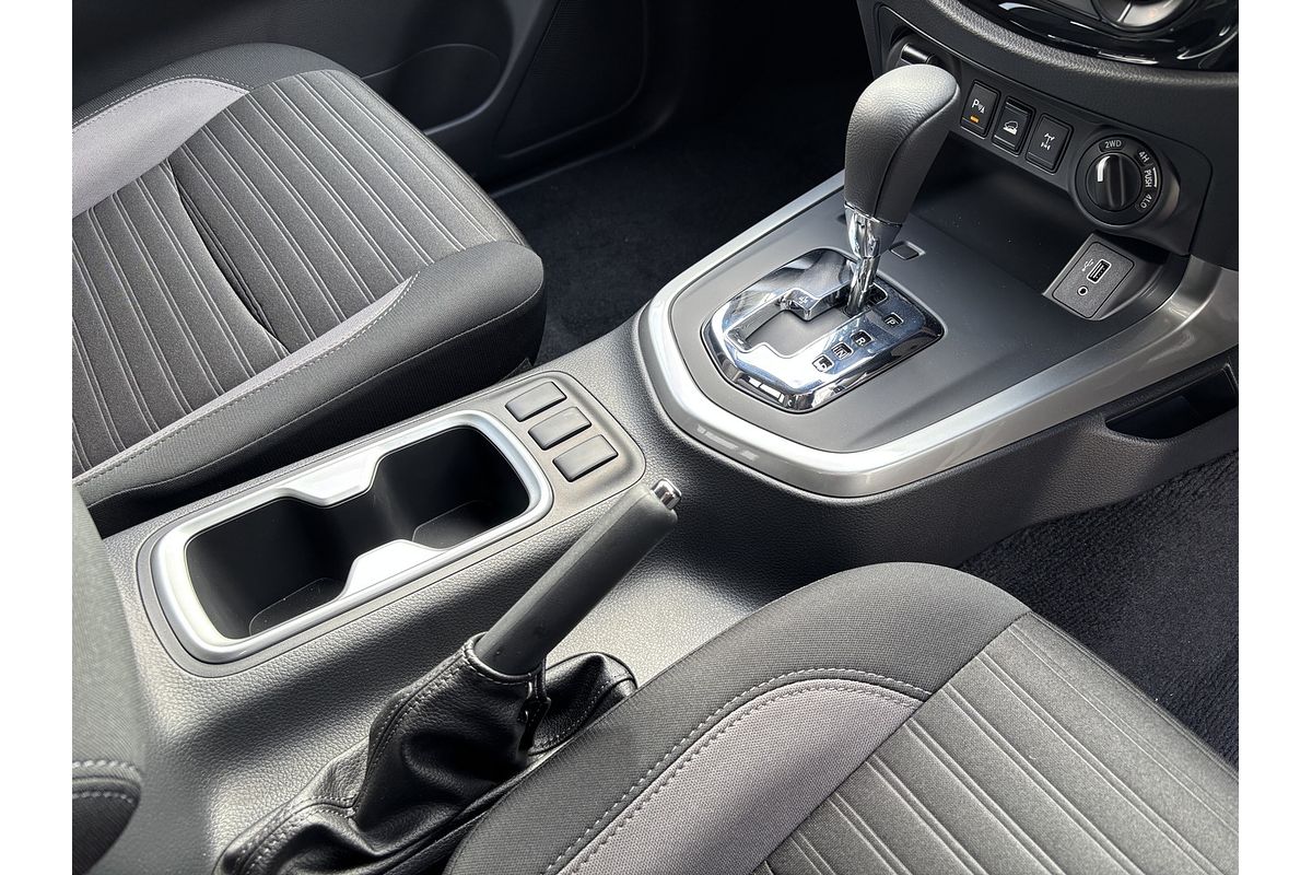 2024 Nissan Navara ST D23 4X4