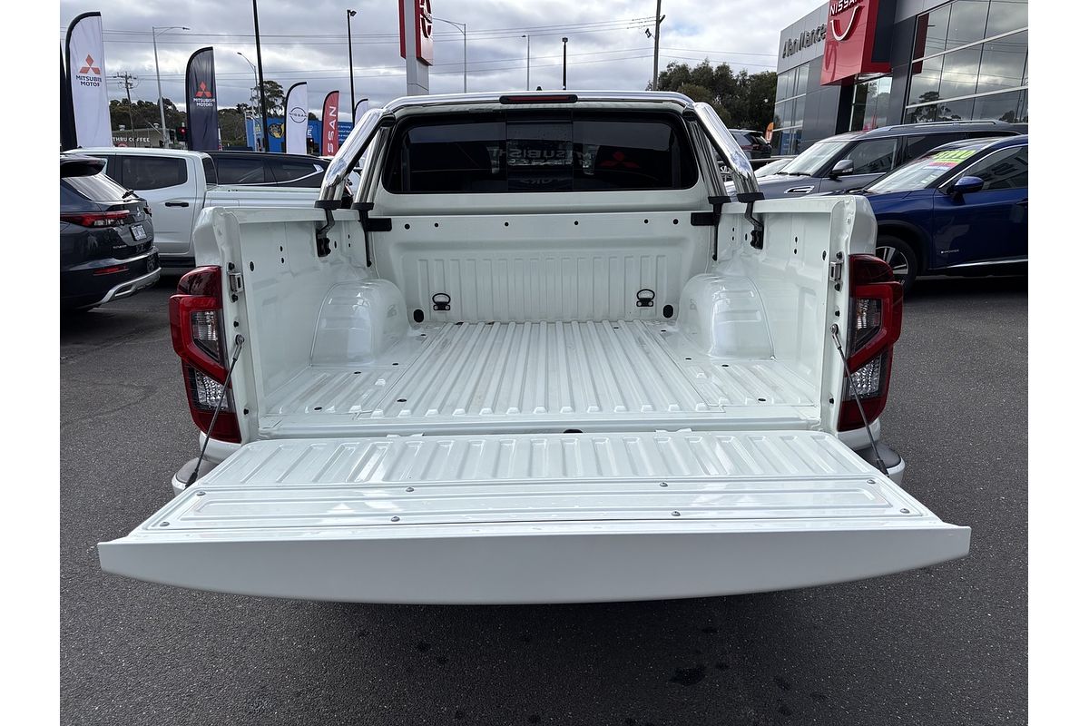 2024 Nissan Navara ST D23 4X4