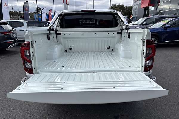 2024 Nissan Navara ST D23 4X4