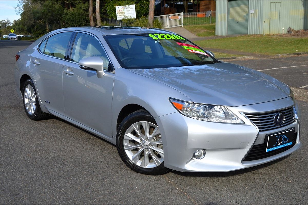 2013 Lexus ES ES300h Luxury AVV60R