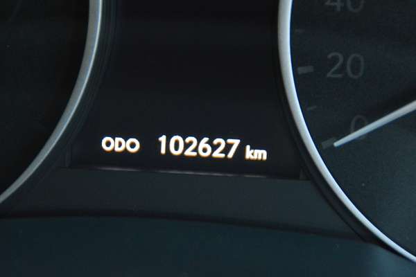 2013 Lexus ES ES300h Luxury AVV60R