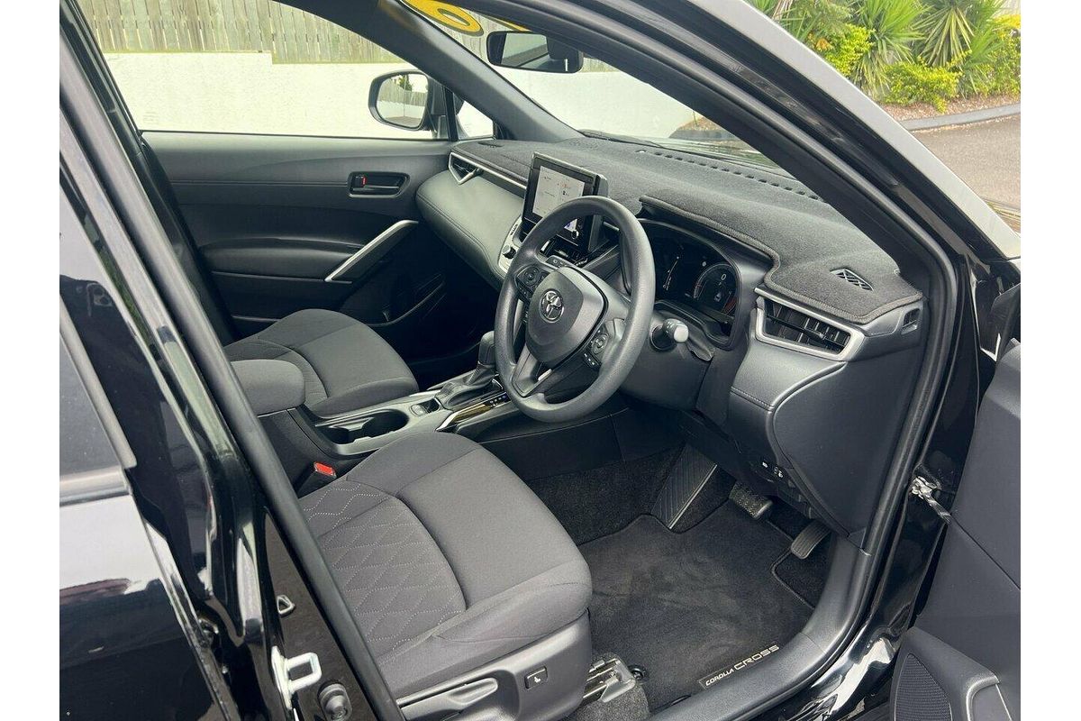 2023 Toyota Corolla Cross GX MXGA10R