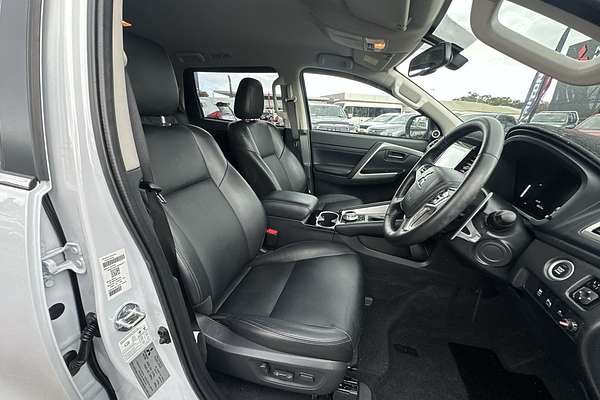 2023 Mitsubishi Pajero Sport GSR QF