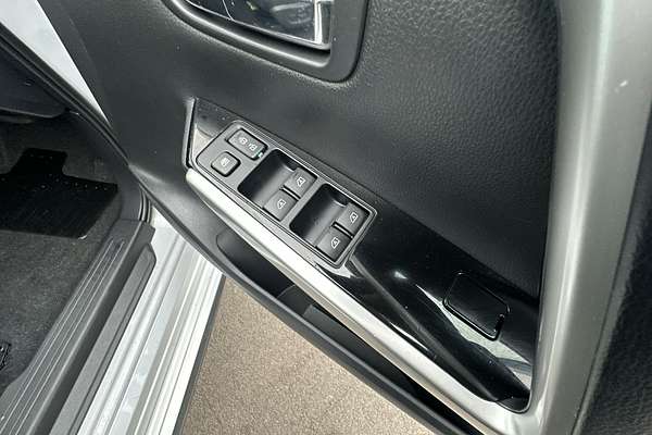 2023 Mitsubishi Pajero Sport GSR QF