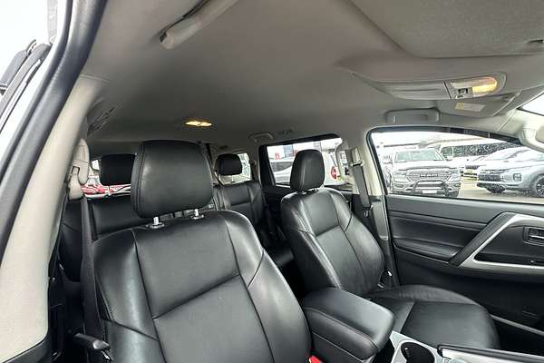2023 Mitsubishi Pajero Sport GSR QF