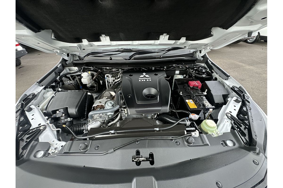 2023 Mitsubishi Pajero Sport GSR QF