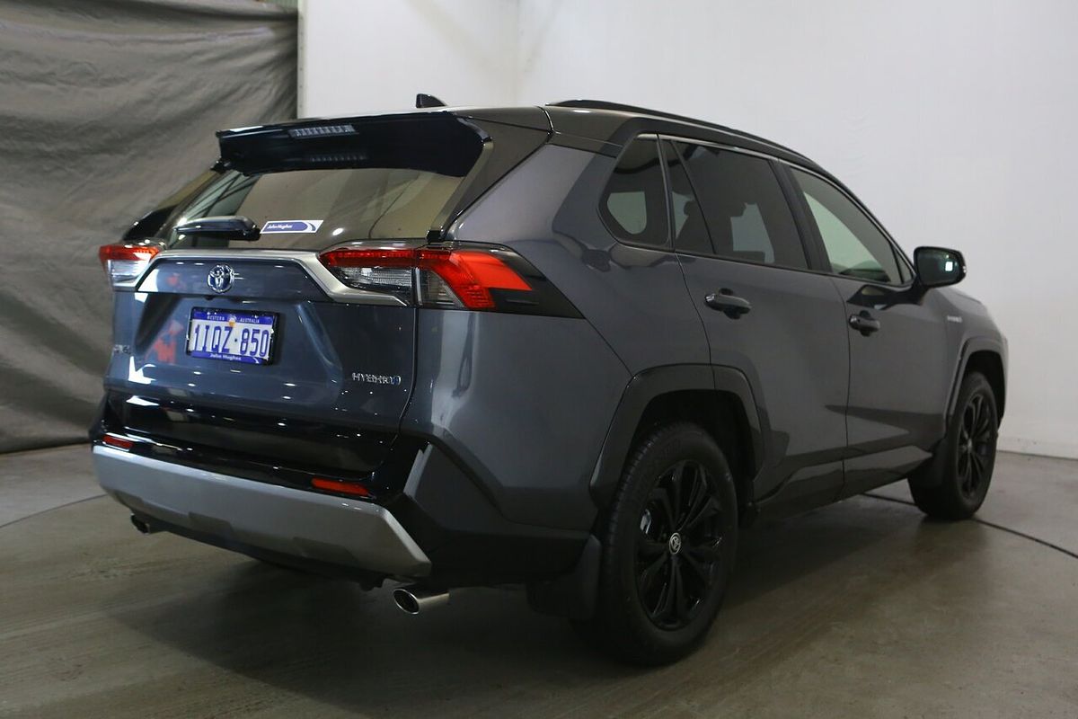 2024 Toyota RAV4 XSE AXAH54R