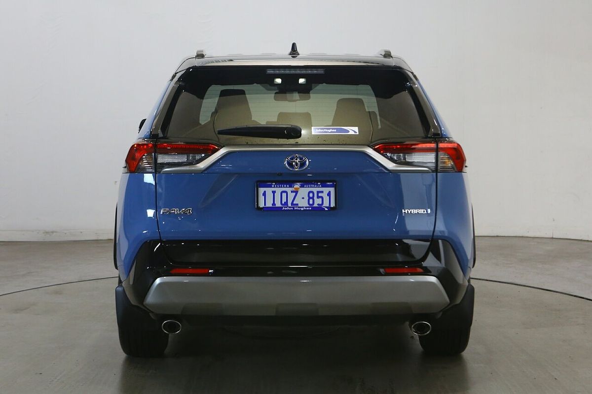 2024 Toyota RAV4 XSE AXAH52R
