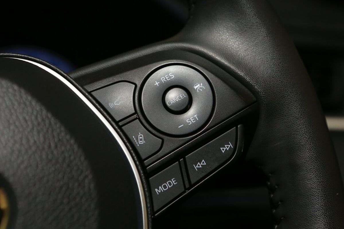 2024 Toyota RAV4 XSE AXAH52R