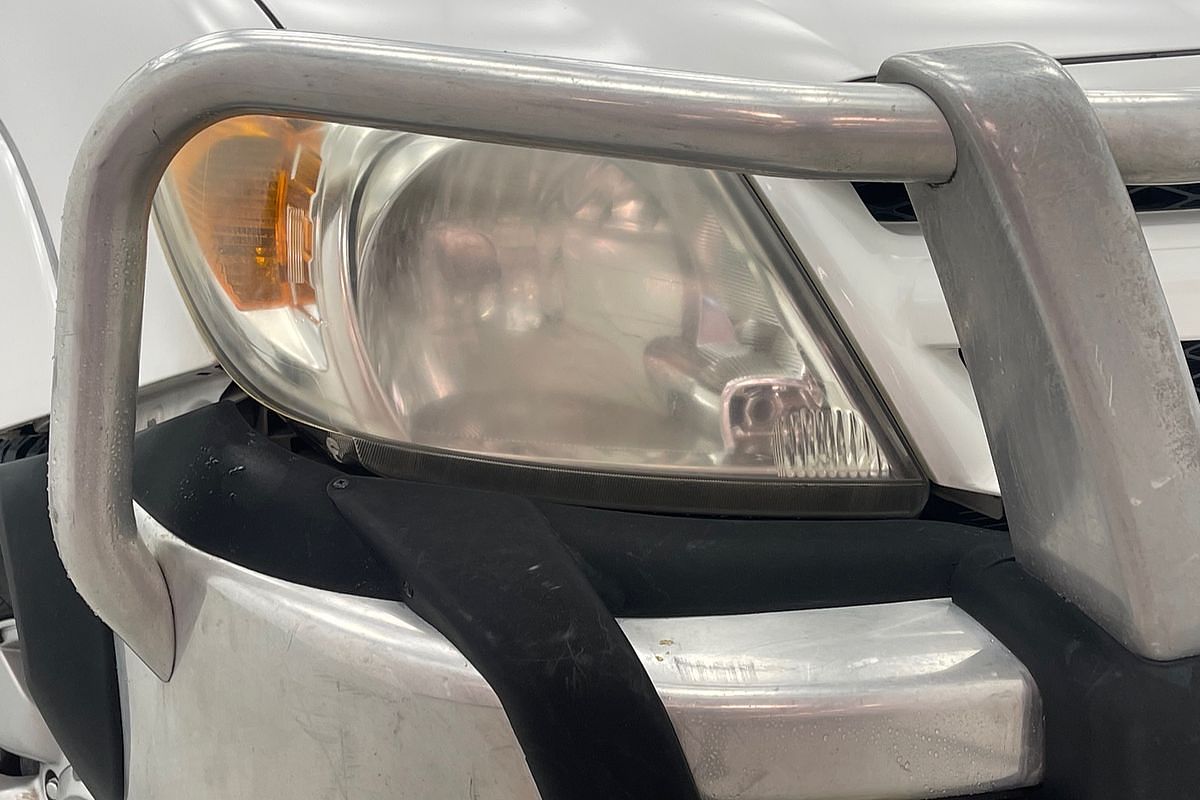2010 Toyota Hilux SR5 GGN25R 4X4