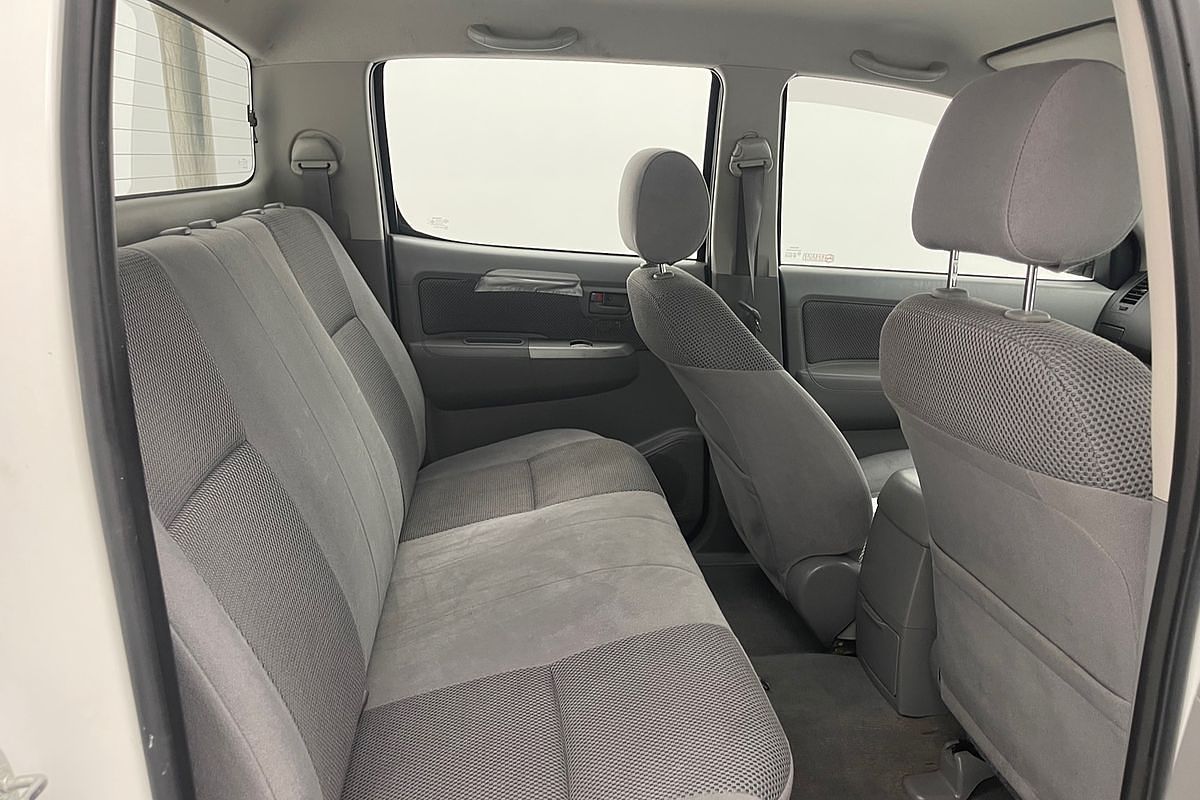 2010 Toyota Hilux SR5 GGN25R 4X4