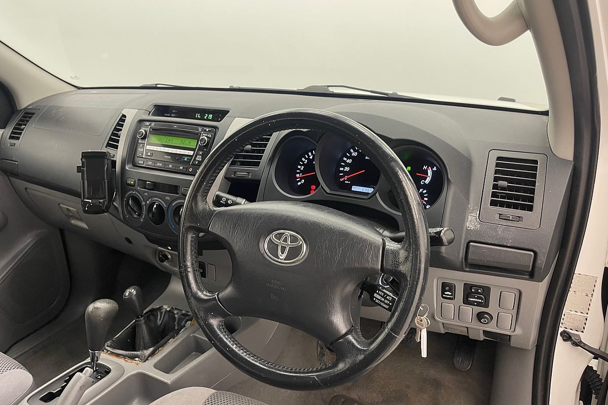 2010 Toyota Hilux SR5 GGN25R 4X4