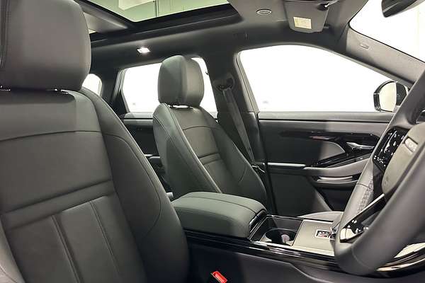 2025 Land Rover Range Rover Evoque P250 Dynamic SE L551
