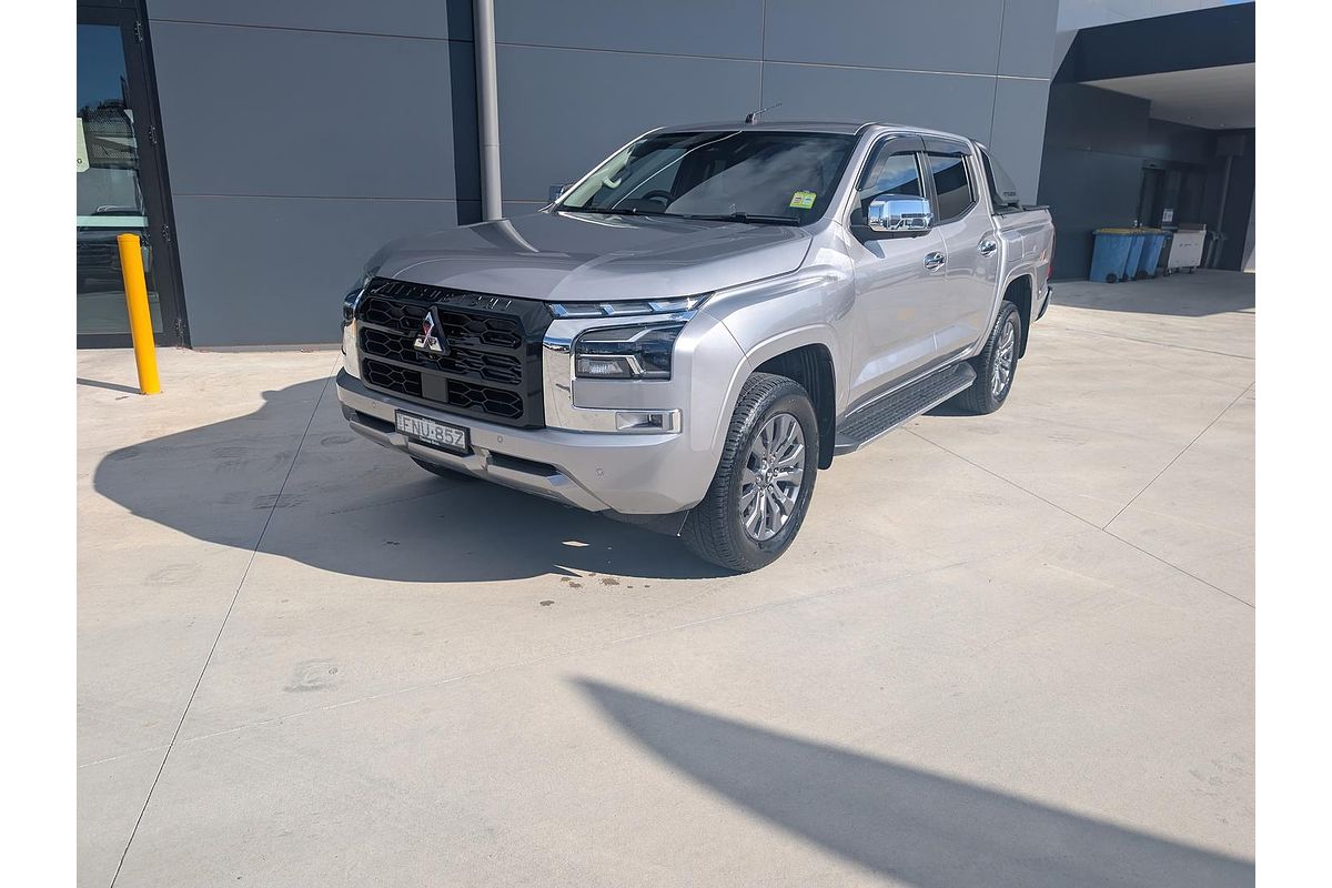 2024 Mitsubishi Triton GLS MV 4X4