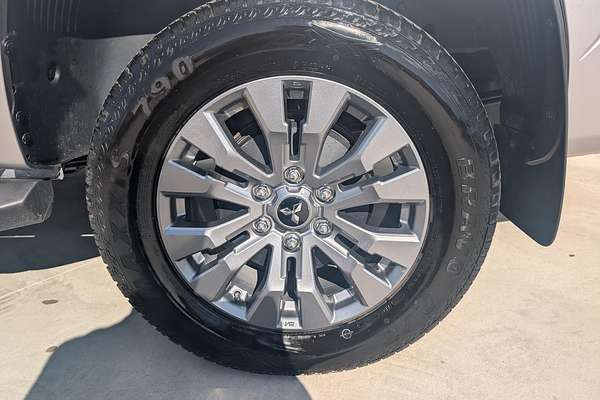 2024 Mitsubishi Triton GLS MV 4X4