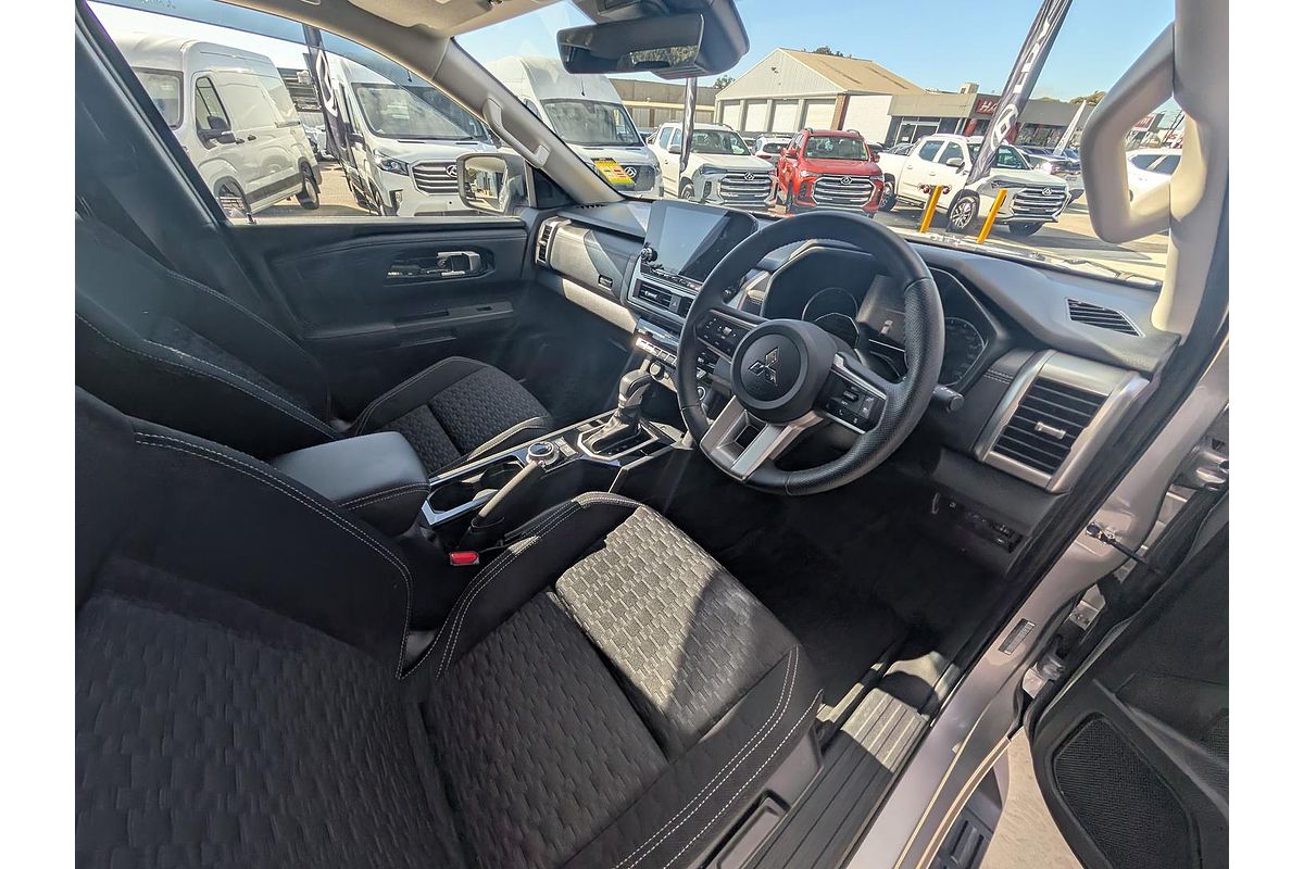 2024 Mitsubishi Triton GLS MV 4X4