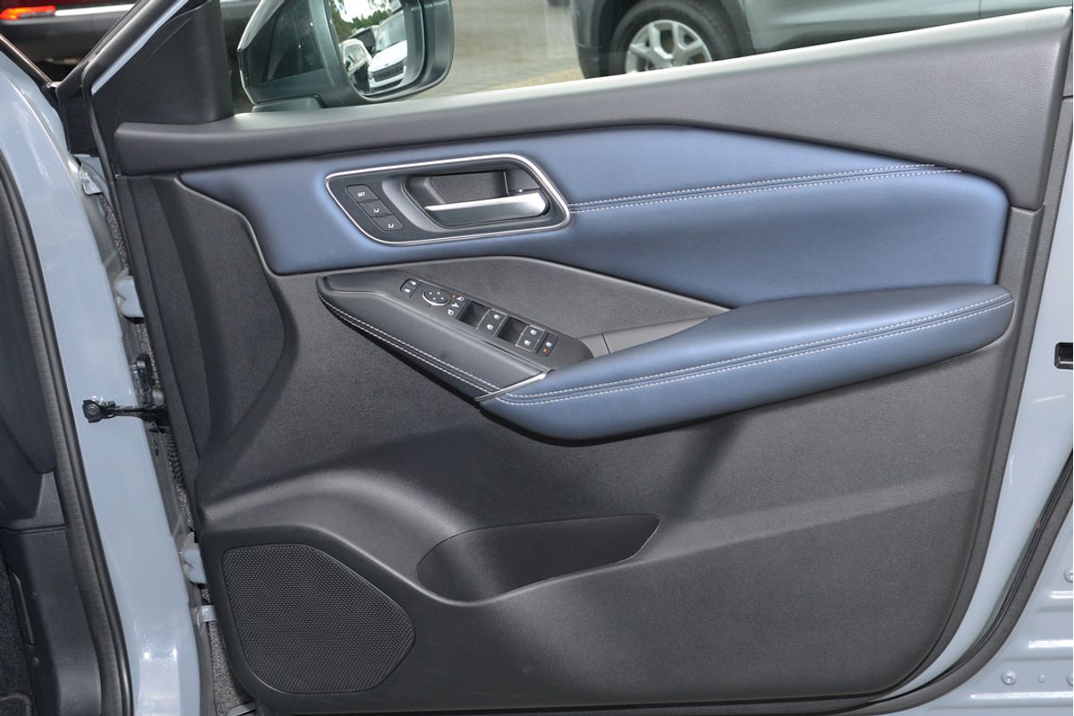 2023 Nissan QASHQAI Ti J12