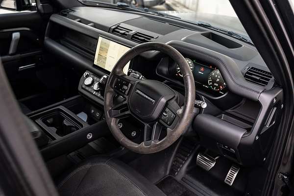 2022 Land Rover Defender 110 P525 V8 L663