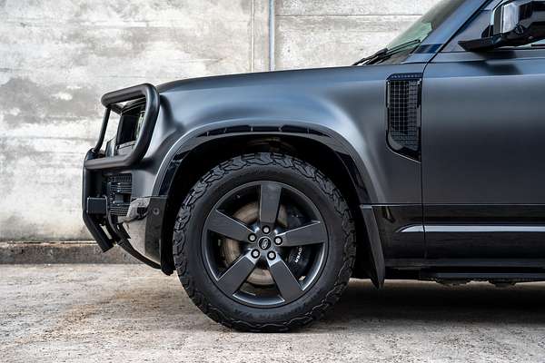 2022 Land Rover Defender 110 P525 V8 L663