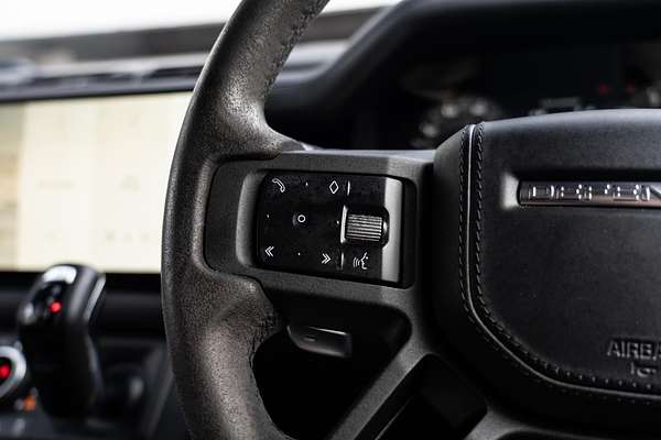 2022 Land Rover Defender 110 P525 V8 L663