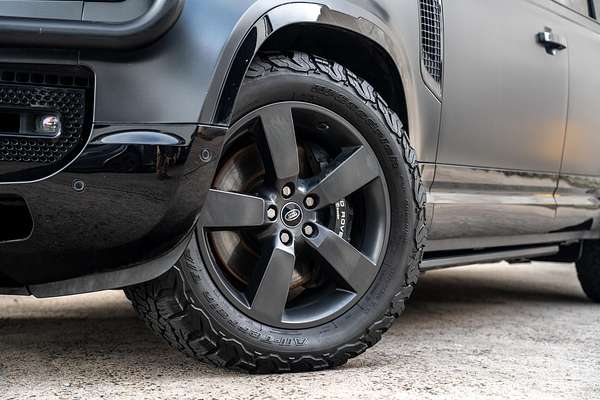 2022 Land Rover Defender 110 P525 V8 L663